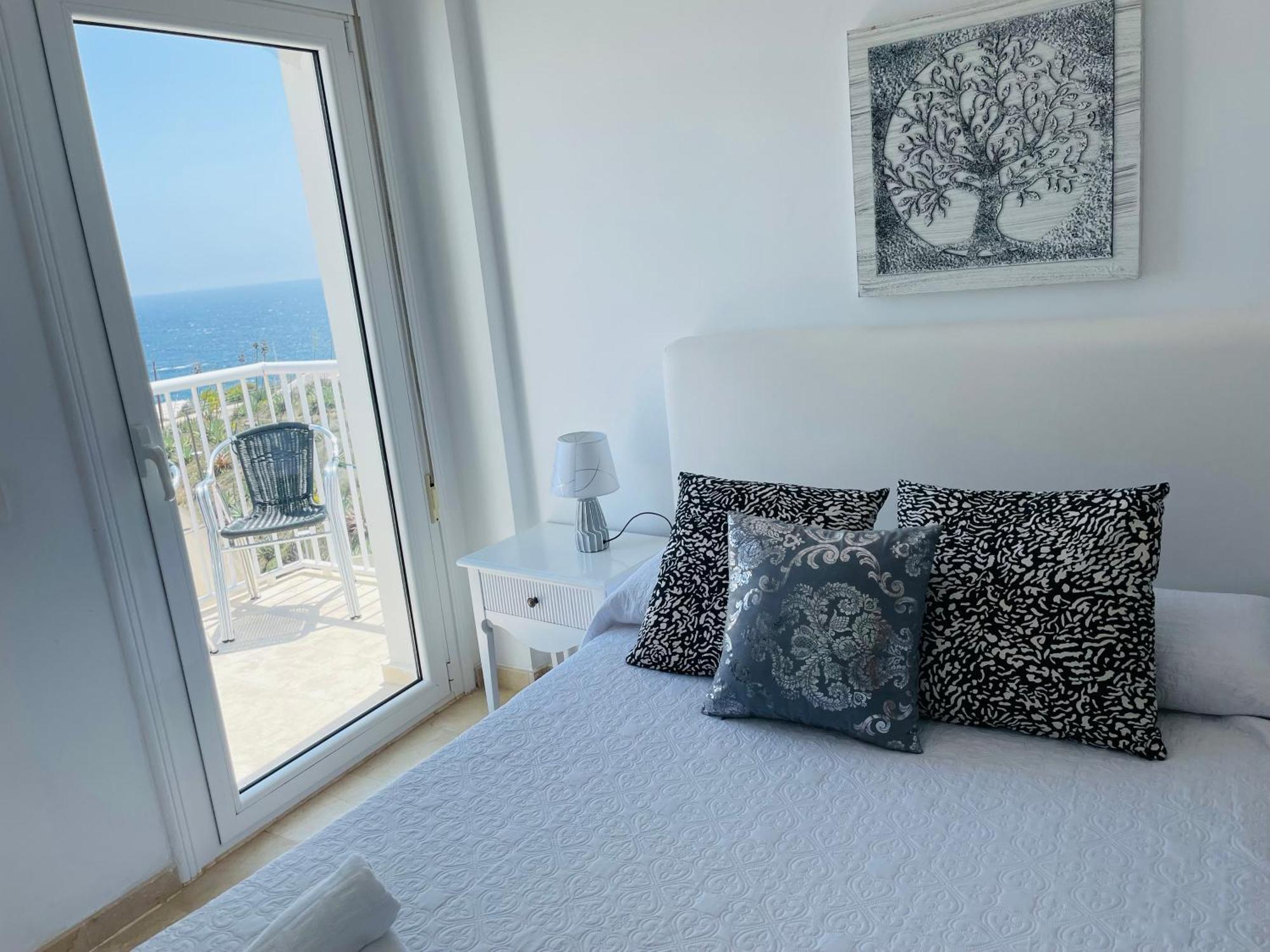 Apartamentos Dulcemar Frente Al Mar Con Zona Spa San Jose  Exterior photo